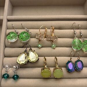 7 Fashion earring bundle in Green.